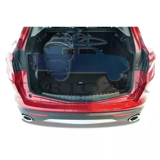 Kjust utazótáska szett Alfa Romeo Stelvio 2017+, 5 darab táskával (7001008)