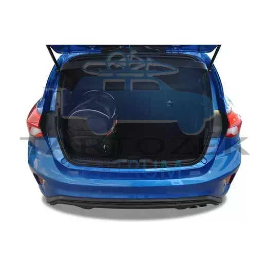 Kjust utazótáska szett Ford Focus Hatchback 2018+, 4 darab táskával (7015043)