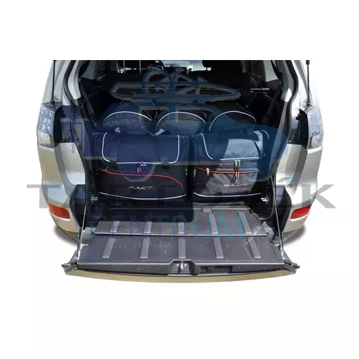 Kjust utazótáska szett Mitsubishi Outlander 2006-2012, 5 darab táskával (7029011)
