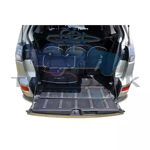 Kjust utazótáska szett Mitsubishi Outlander 2006-2012, 5 darab táskával (7029011)