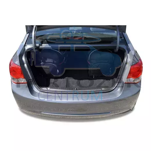 Kjust utazótáska szett Chevrolet Cruze Limousine 2008+2014, 5 darab táskával (7009003)
