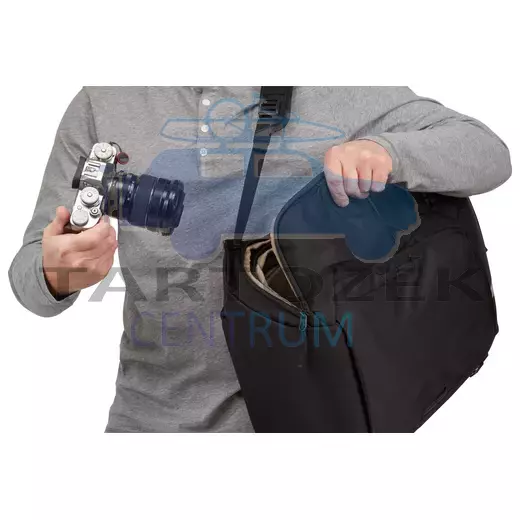 Thule Covert DSLR 3203906 fotós táska, Fekete