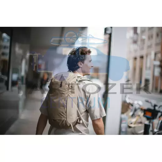 Thule AllTrail 3205077 Hidratációs túrahátizsák 10L, világoskék