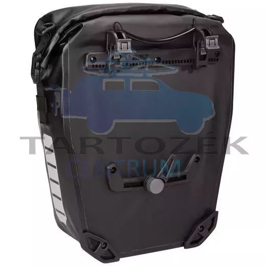 Thule Shield 3204208 kerékpáros táska 17L, fekete