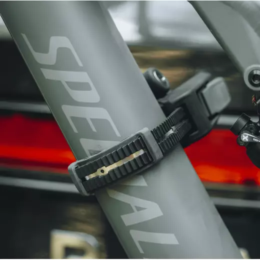 Thule Epos 978100, 2-es e-bike kerékpártartó vonóhorogra 4az1-ben