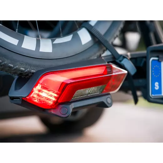 Thule Epos ParkSecure 3 (9803100) összecsukható e-bike kerékpártartó vonóhorogra, fekete