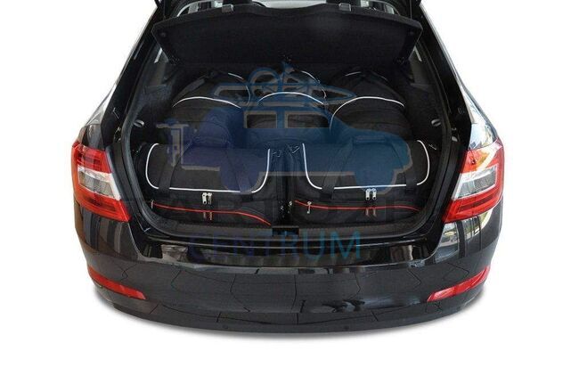 Kjust utazótáska szett Skoda Octavia Liftback 2013-2020, 5 darab táskával (7037018)