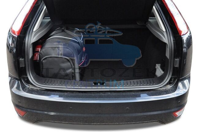 Kjust utazótáska szett Ford Focus Hatchback 2004-2011, 4 darab táskával (7015016)