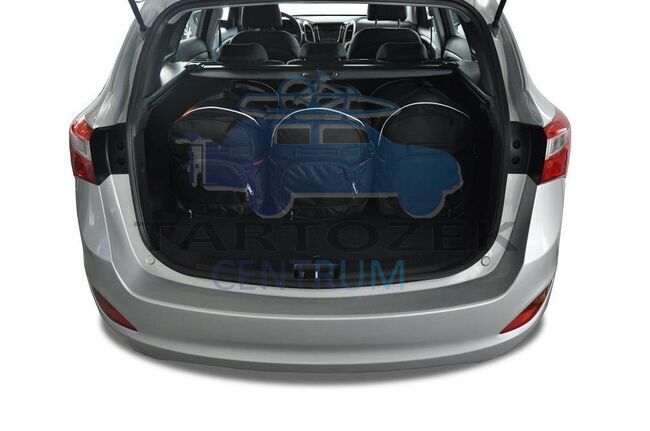 Kjust utazótáska szett Hyundai I30 Wagon 2012-2017, 5 darab táskával (7018017)
