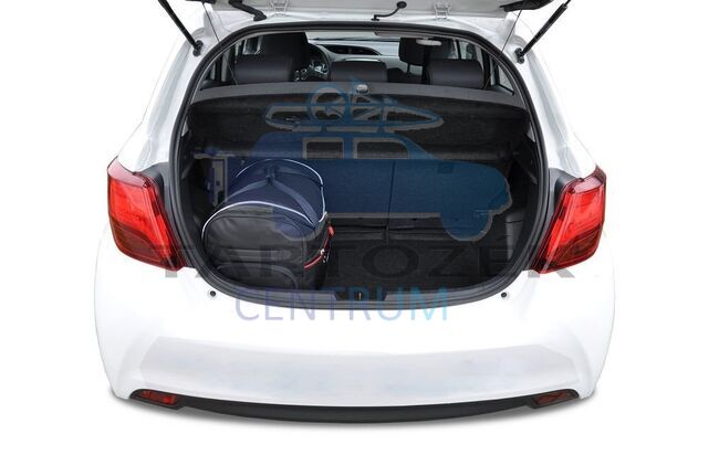 Kjust utazótáska szett Toyota Yaris 2011-2020, 3 darab táskával (7041002)