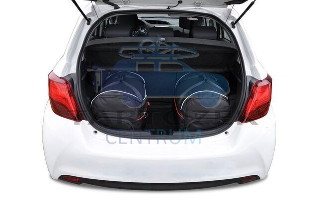 Kjust utazótáska szett Toyota Yaris 2011-2020, 3 darab táskával (7041002)