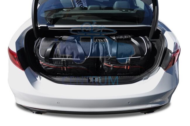 Kjust utazótáska szett Alfa Romeo Giulia 2015+, 4 darab táskával (7001006)