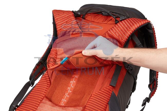 Thule Versant 3204110 Férfi hátizsák 50 L, Kék