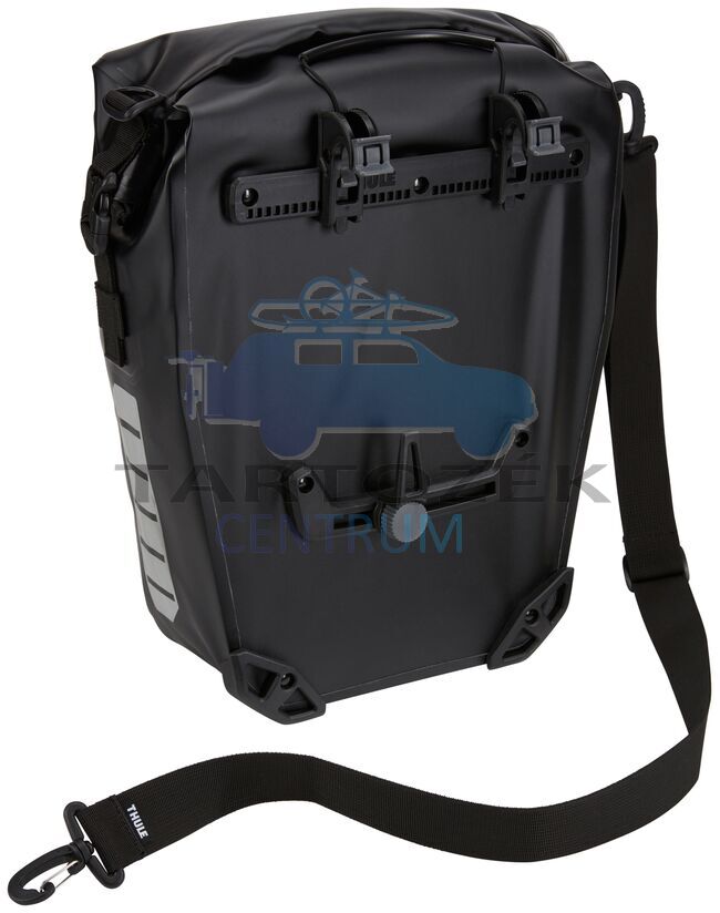 Thule Shield 3204208 kerékpáros táska 17L, fekete